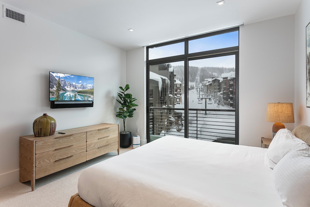 Argent at Deer Valley Resort - Three Bedroom Deluxe #405 3 Condo