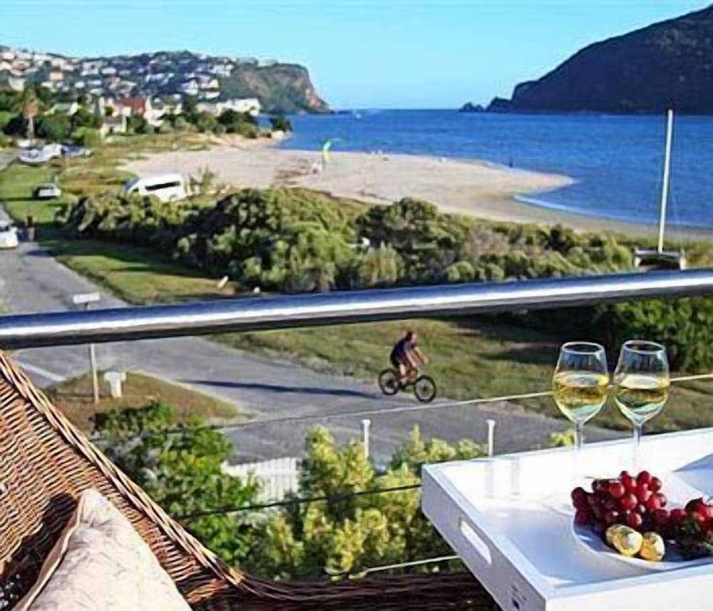 Bayhouse view 4