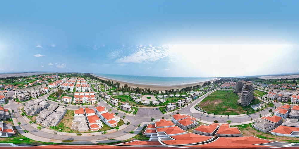 Solar LuxStay Villa - Long Beach