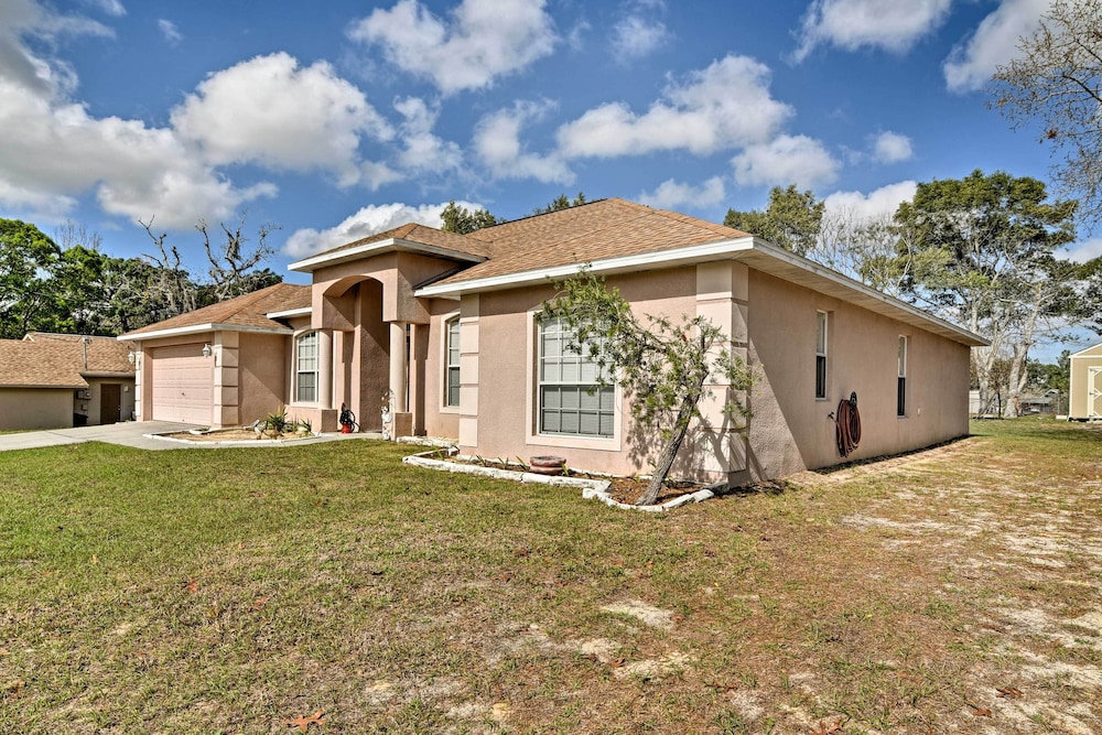 Bright Spring Hill Home: 5 Mi to Weeki Wachee Park view 3