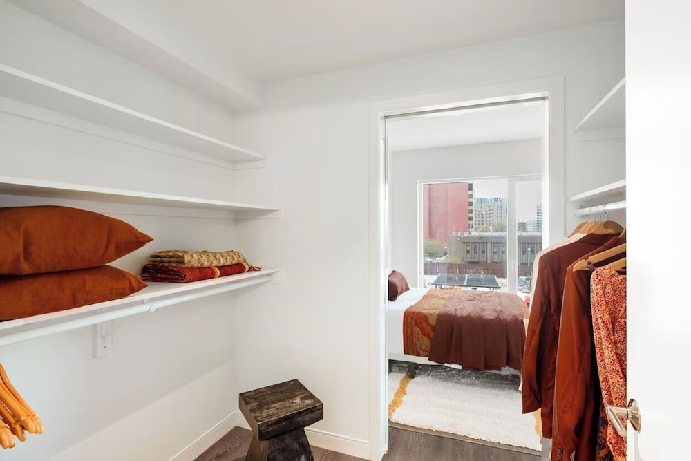 Luxury Apartments by Hyatus at Central Philly