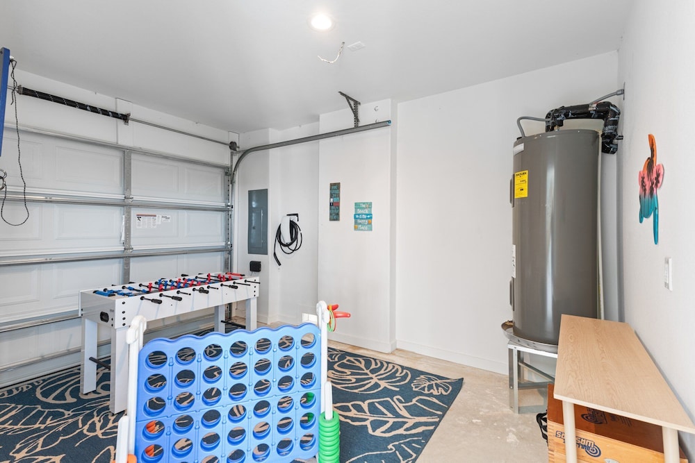 Palm Beach! Private Pool - Boardwalk - Game Room!