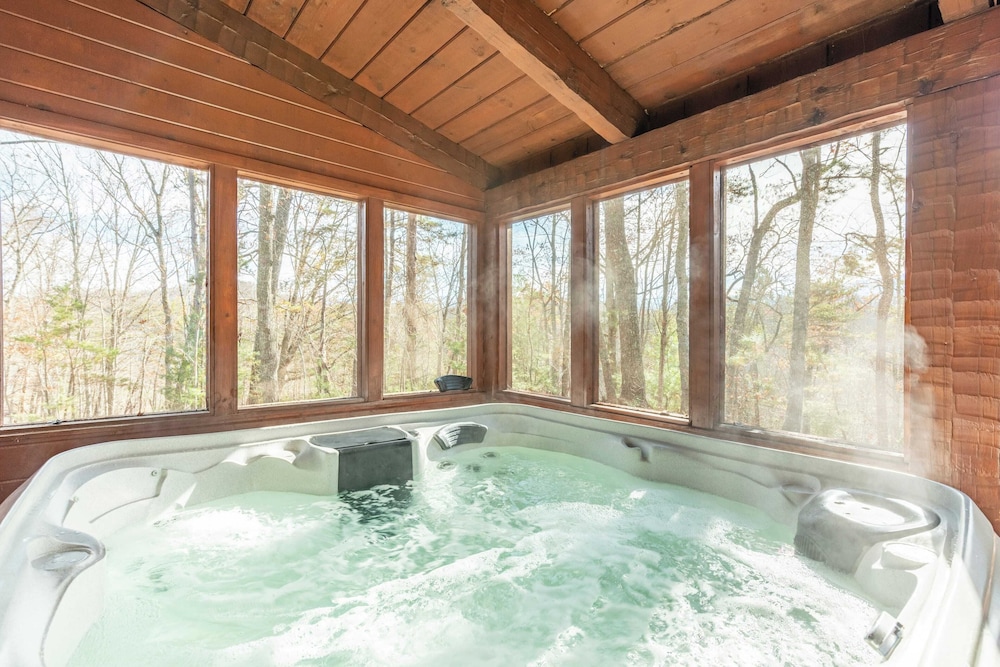 Sleeps 20 3 Cabins w/ Hot Tubs, Game Room, Fire Pit Dudley Trio by Avantstay