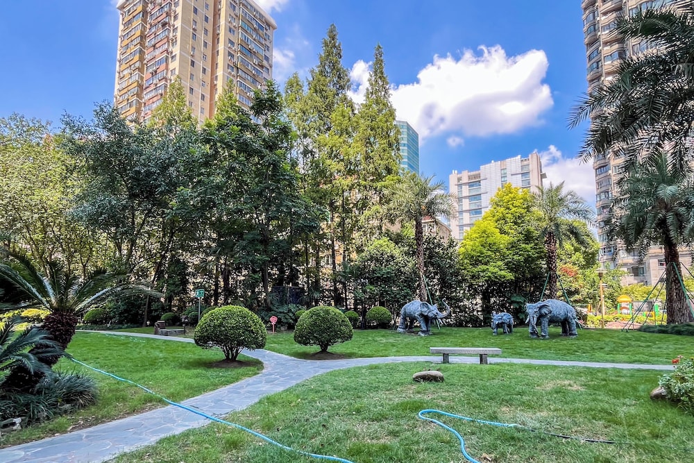 Tyms Elegant 2BR 1BA Apt Yongxin Century