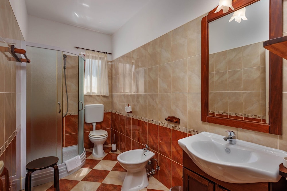 Pool Villa Divina in i an