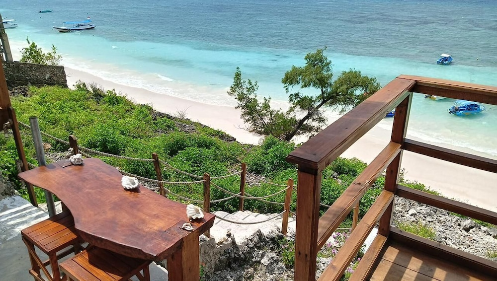 Casablanca Bira Resort