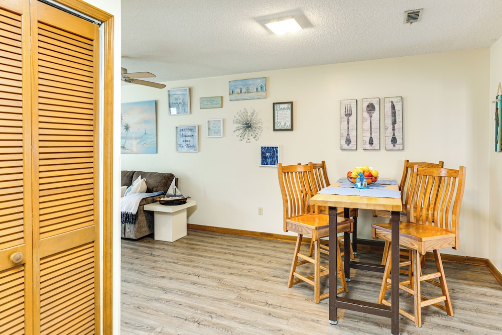 Cozy Home w/ Fenced Backyard in Sunset Beach!