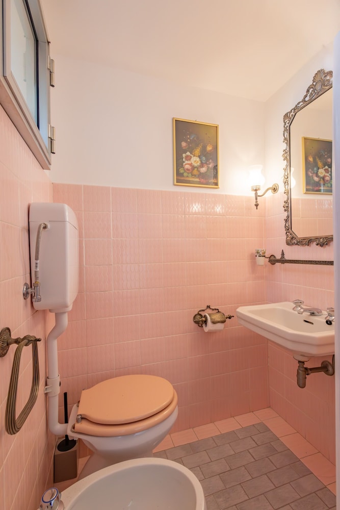 Tennis Flat With Sea View by Wonderful Italy