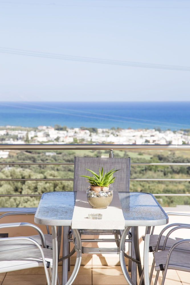 Villa Saint George