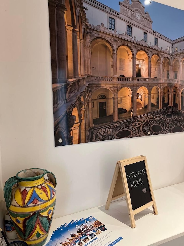 Qori Sicilian Stay