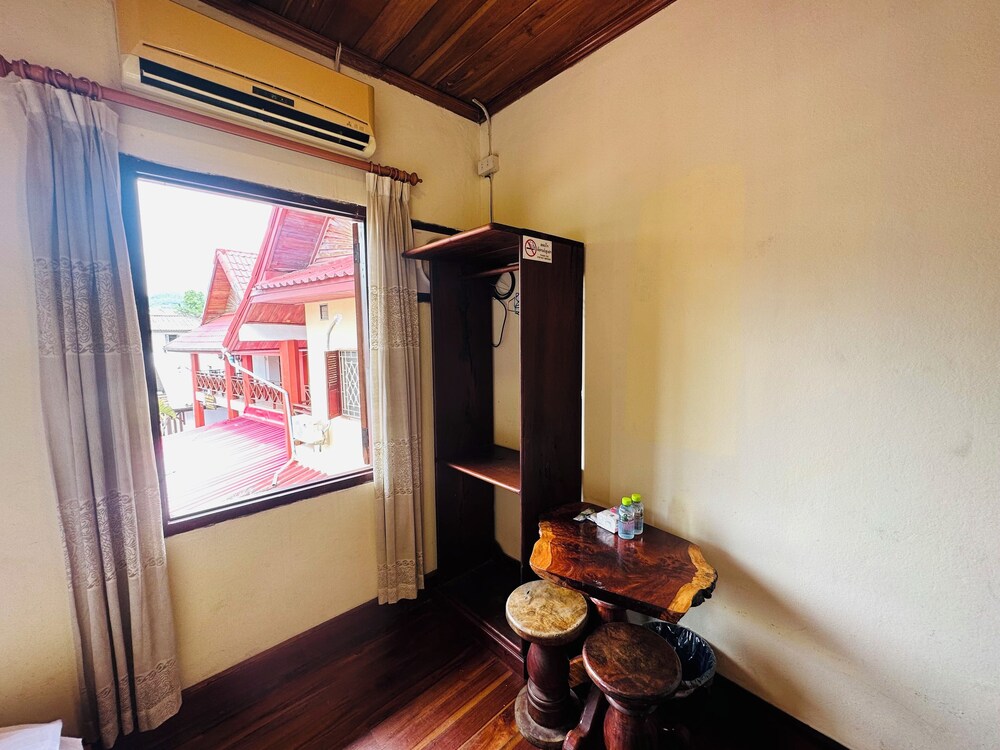 Silikhane Guest House