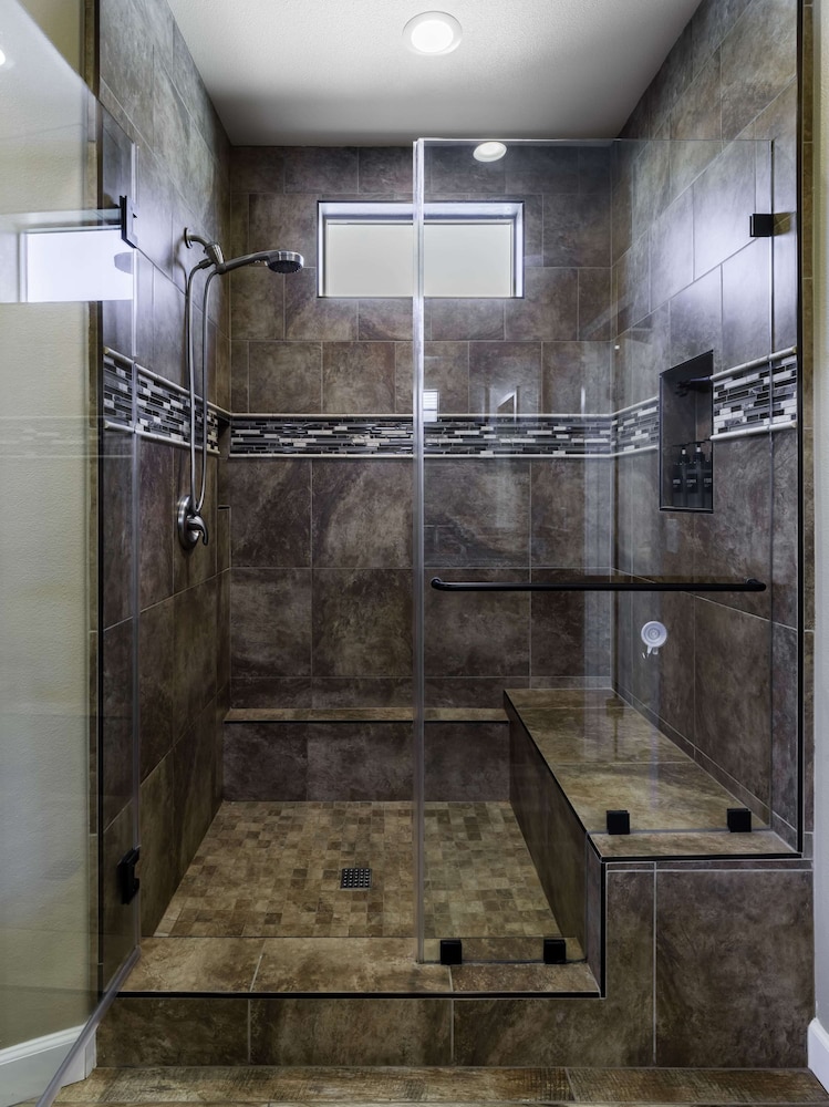 Paso Fino at the Polo Club 2 Bdrm 2 Bath w Pool