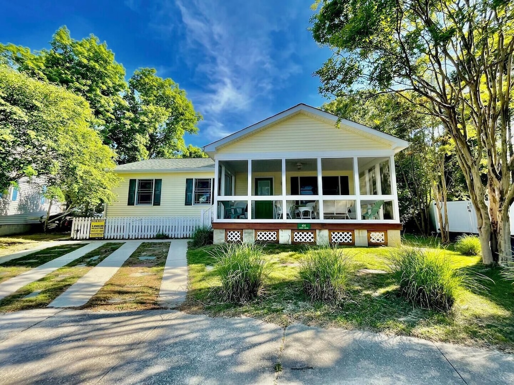 Country Club Drive 406