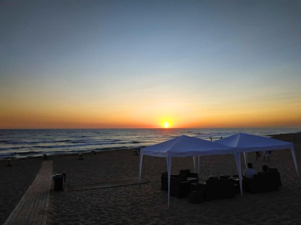 Costa Fenicia - Aura Club