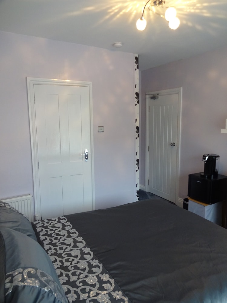 Three B's Rooms