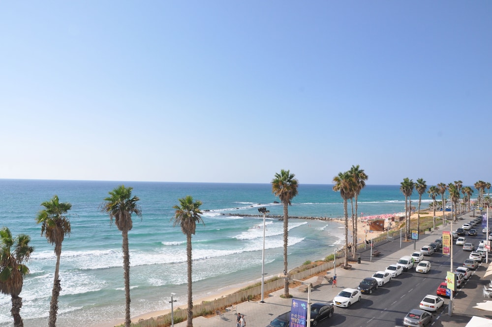 Isra Home Apartments Ben Gurion 81