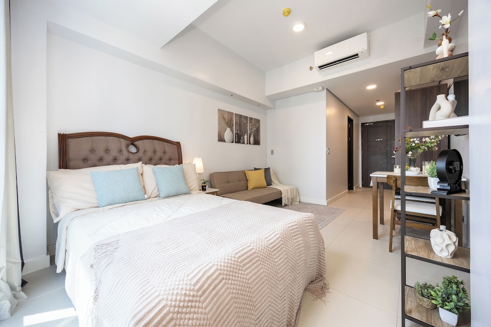 Virgo Nest Rentals - 38th Park Ave, IT Park Cebu - City View