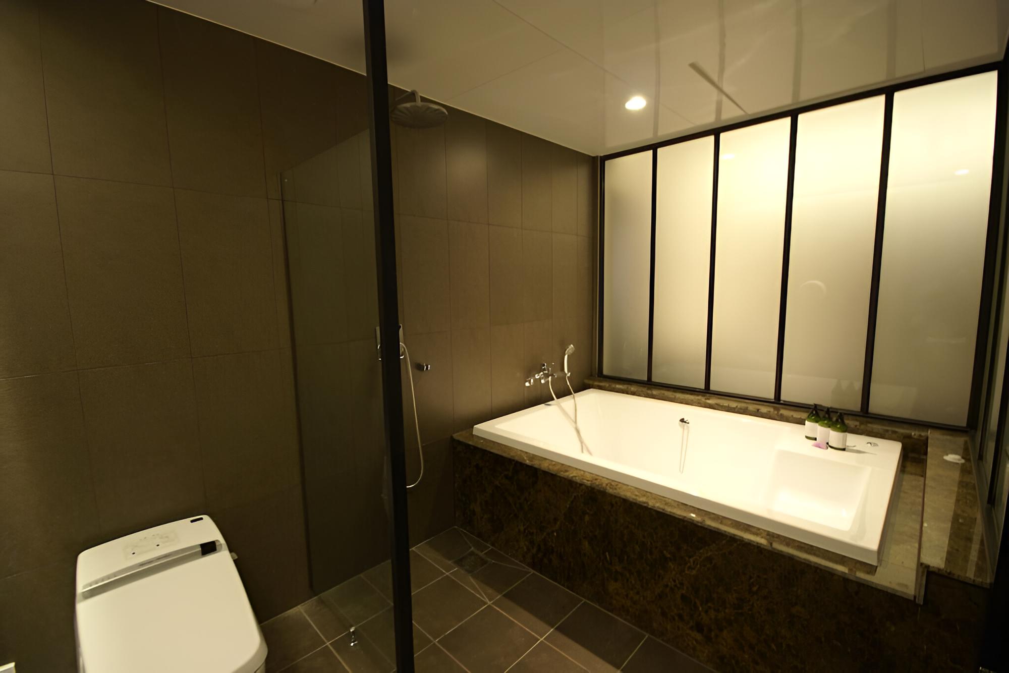 Photo 43