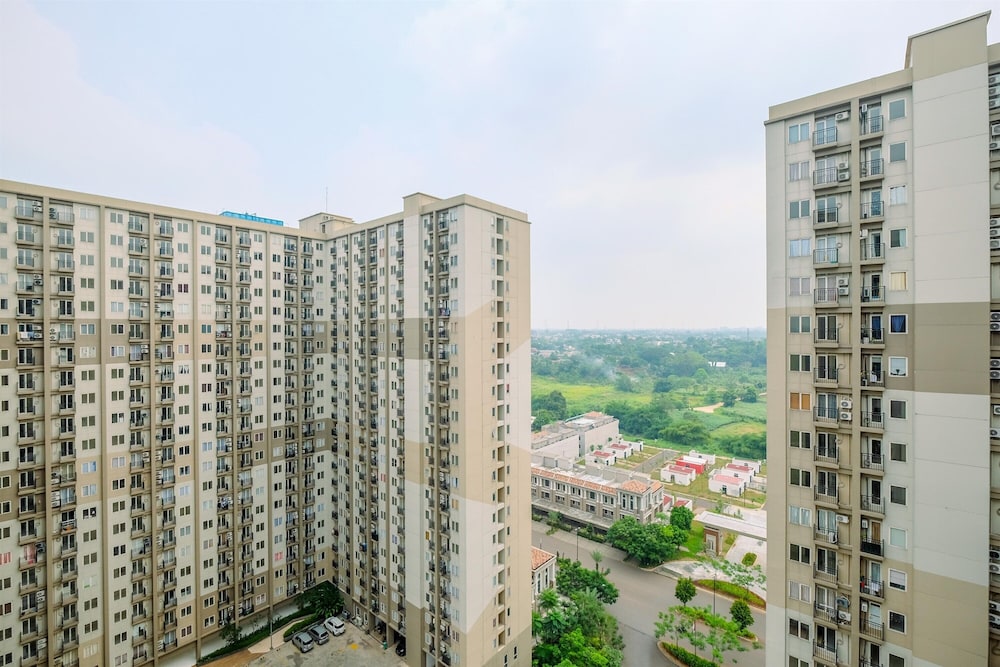 Well Designed and Comfy Studio at Podomoro Golf View Apartment