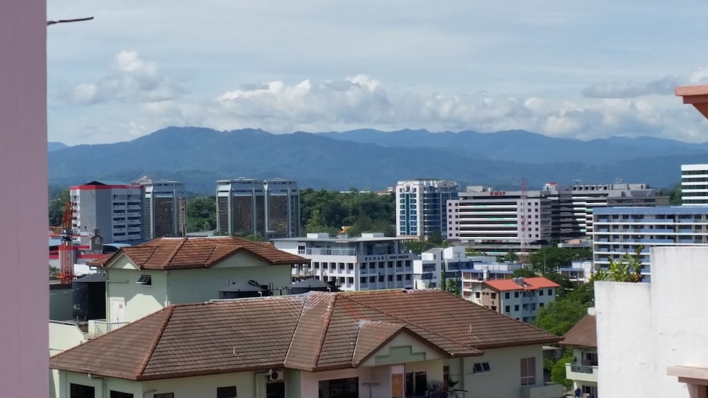 KK Marina Court Resort Vacation Condos