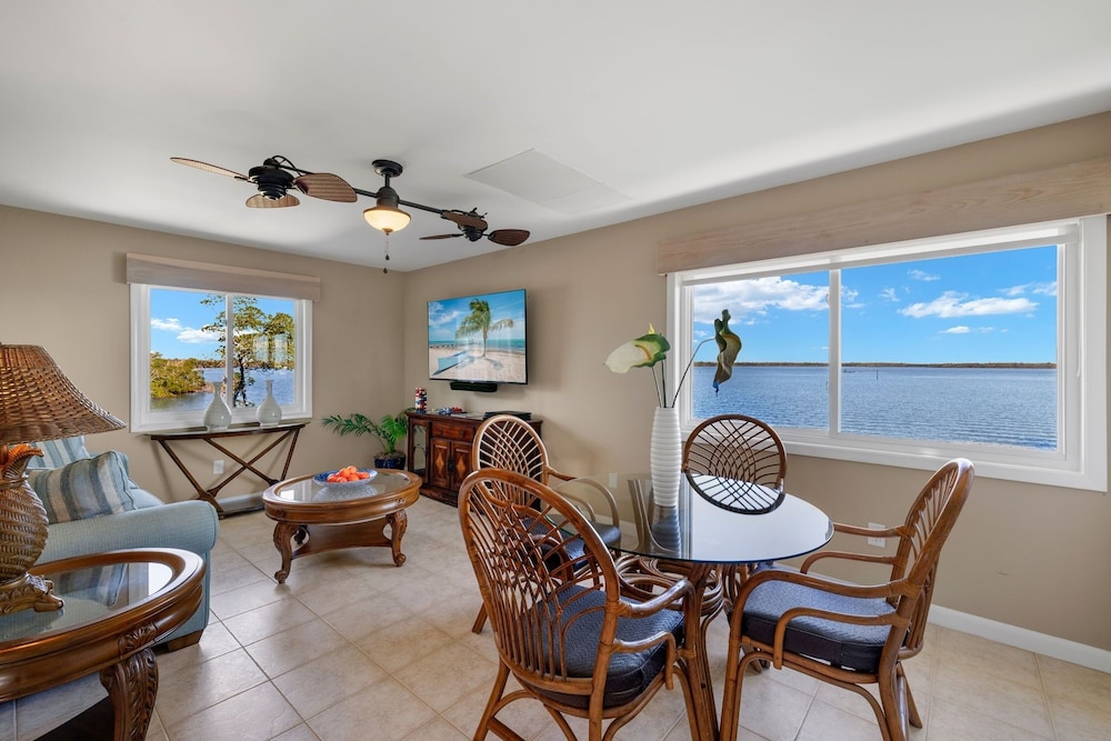 21381 Widgeon Point 6 Bedroom Estate