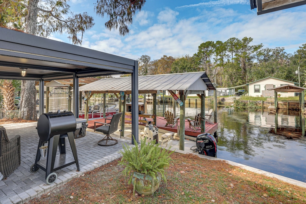 'dunns Creek Lodge' - Private Boat Ramp!