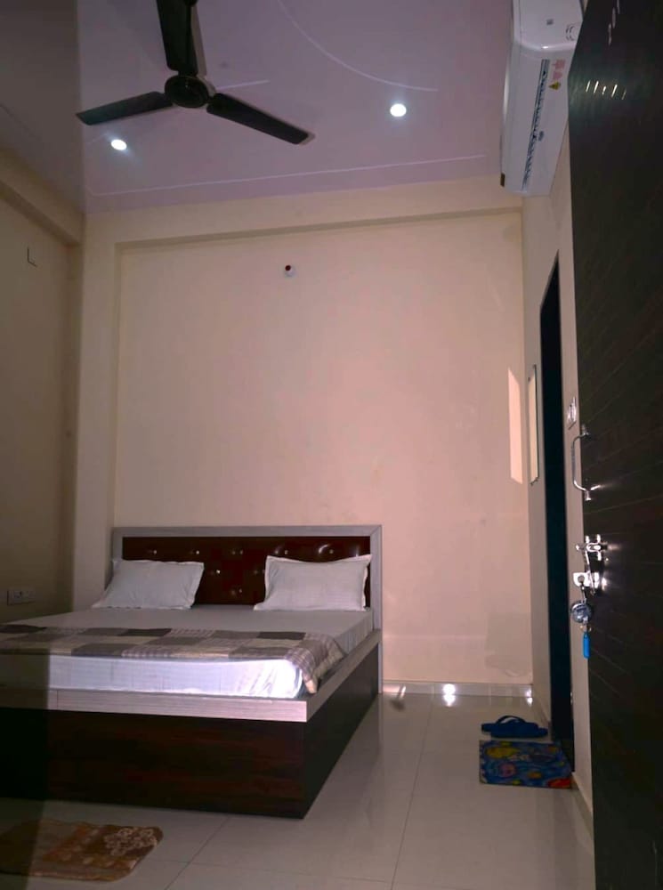 Hotel Narayan Palace