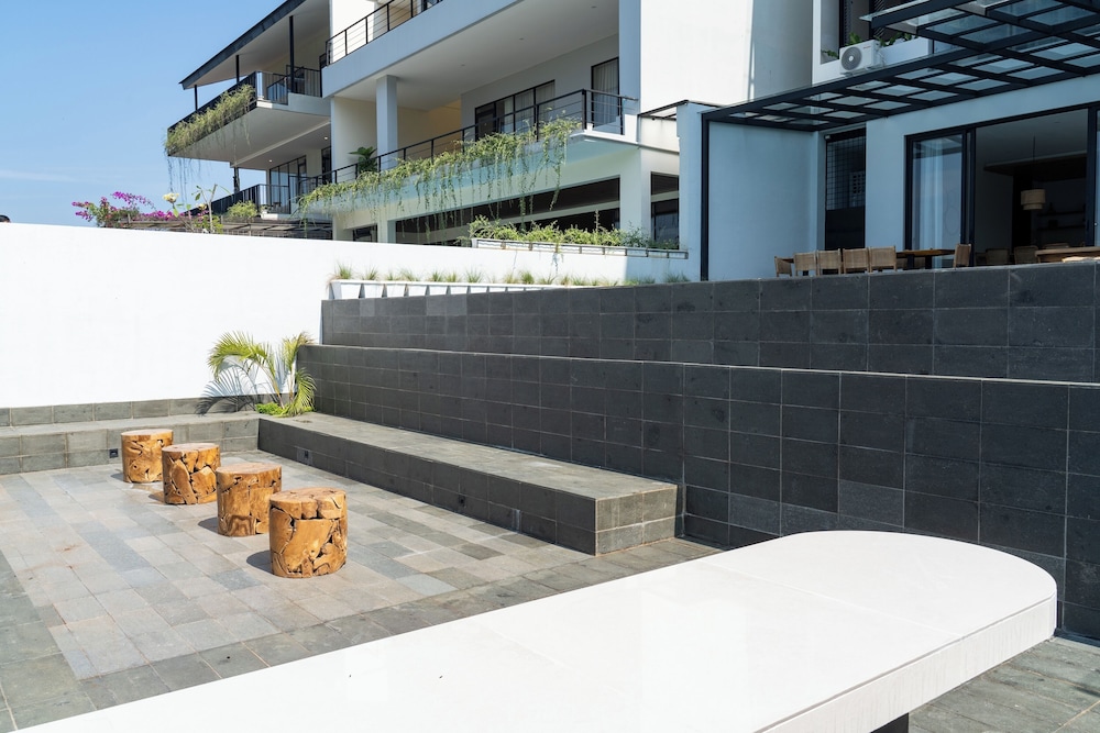 Beverly Hill Mountain View Villa 8BR