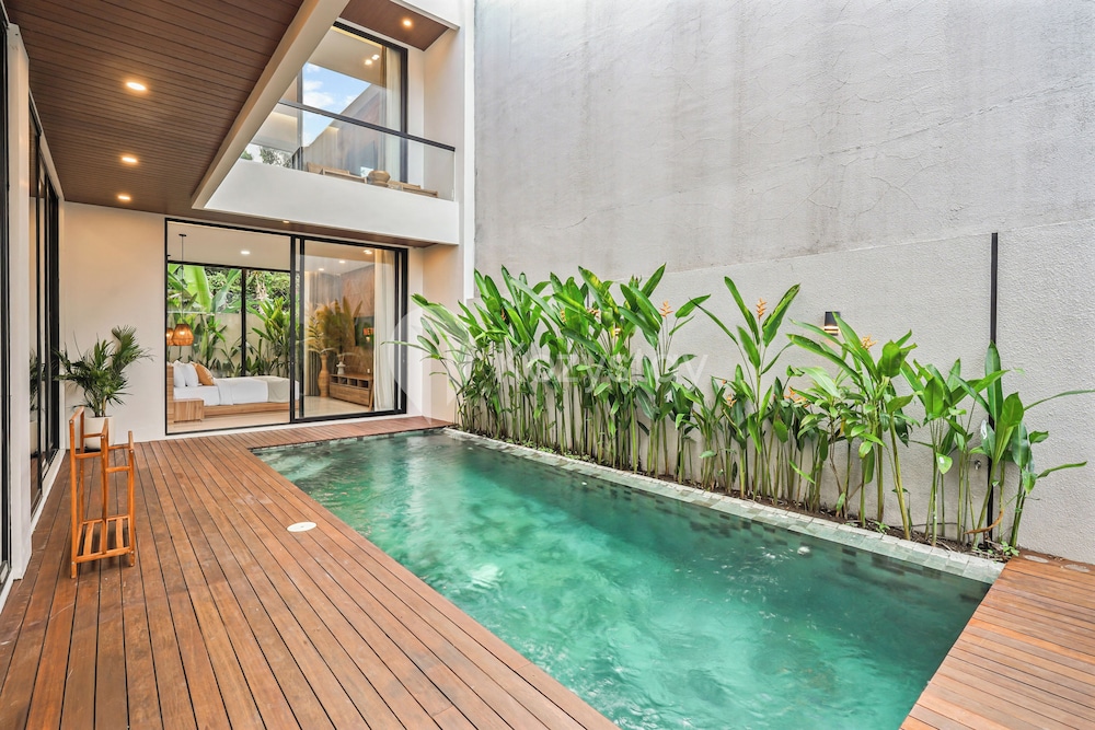 Santari Villa by Kozystay - Canggu