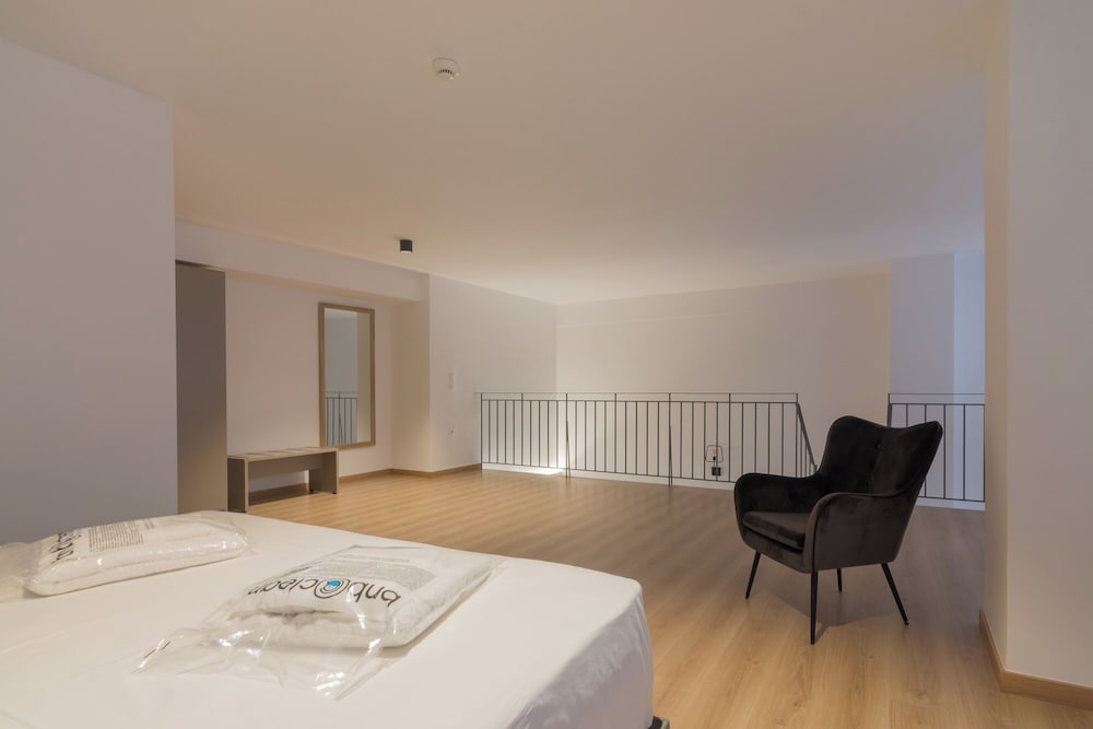 Leochares Lifestyle Apartments