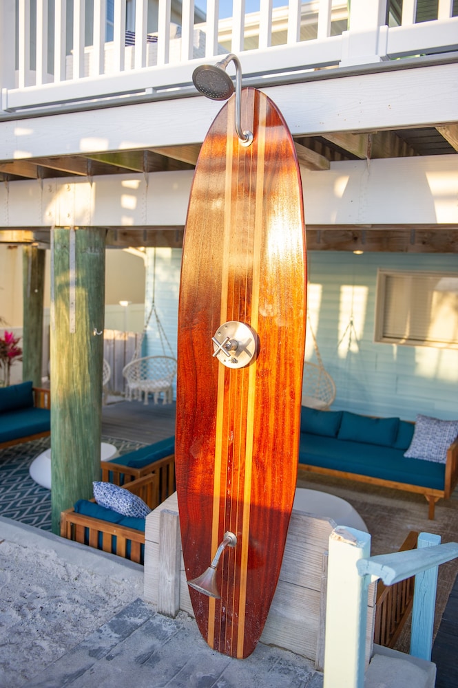 Sunburst Inn