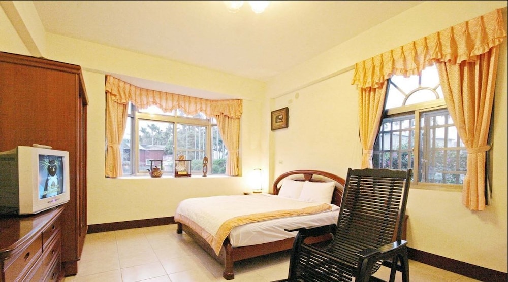 Flora Rexort Guesthouse view 4