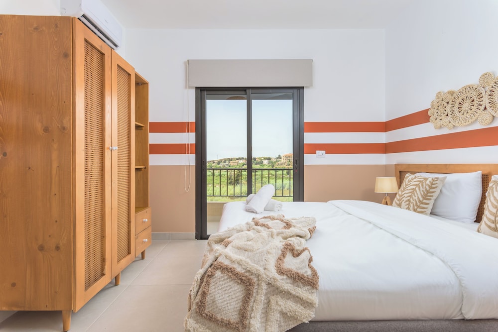 Glow Studios & Apartments in Batroun