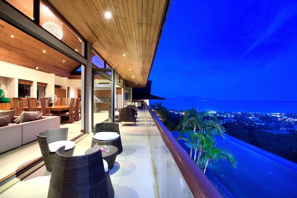 Grand Vista view 2