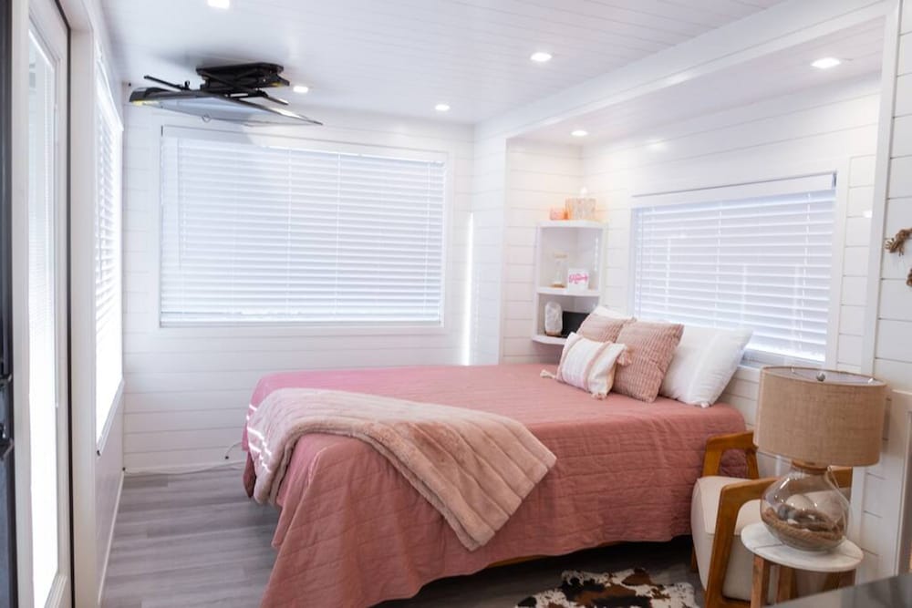 New Cowgirl Shipping Container Home