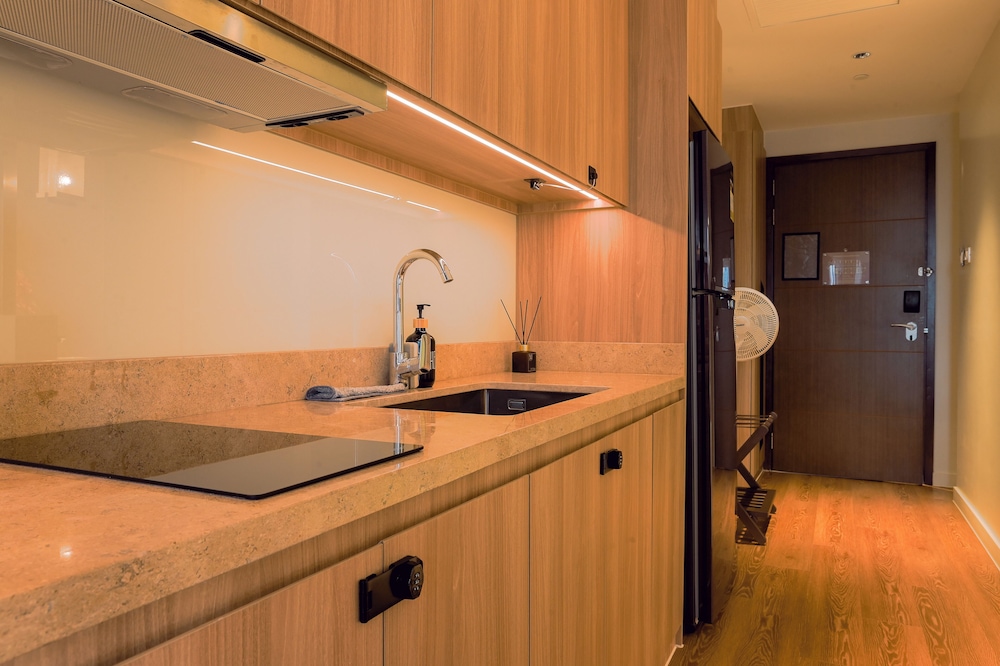 Hotel Residences at Acqua