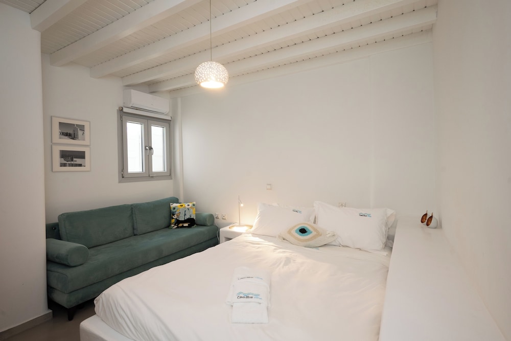 CAVO BLUE VILLAS