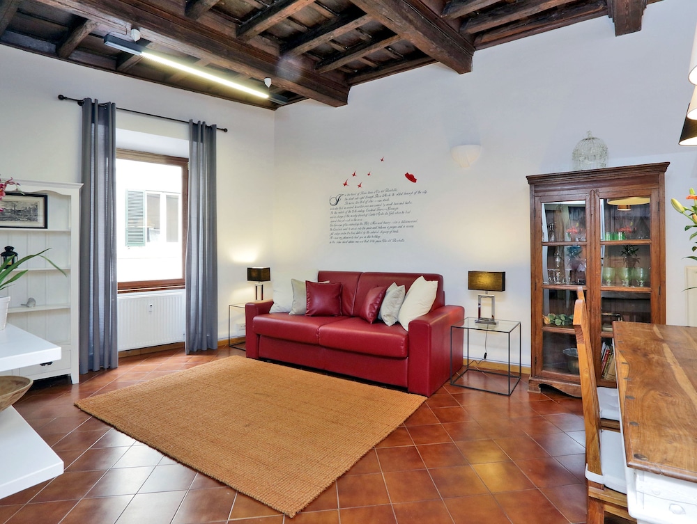 La maison du cardinal Apartment