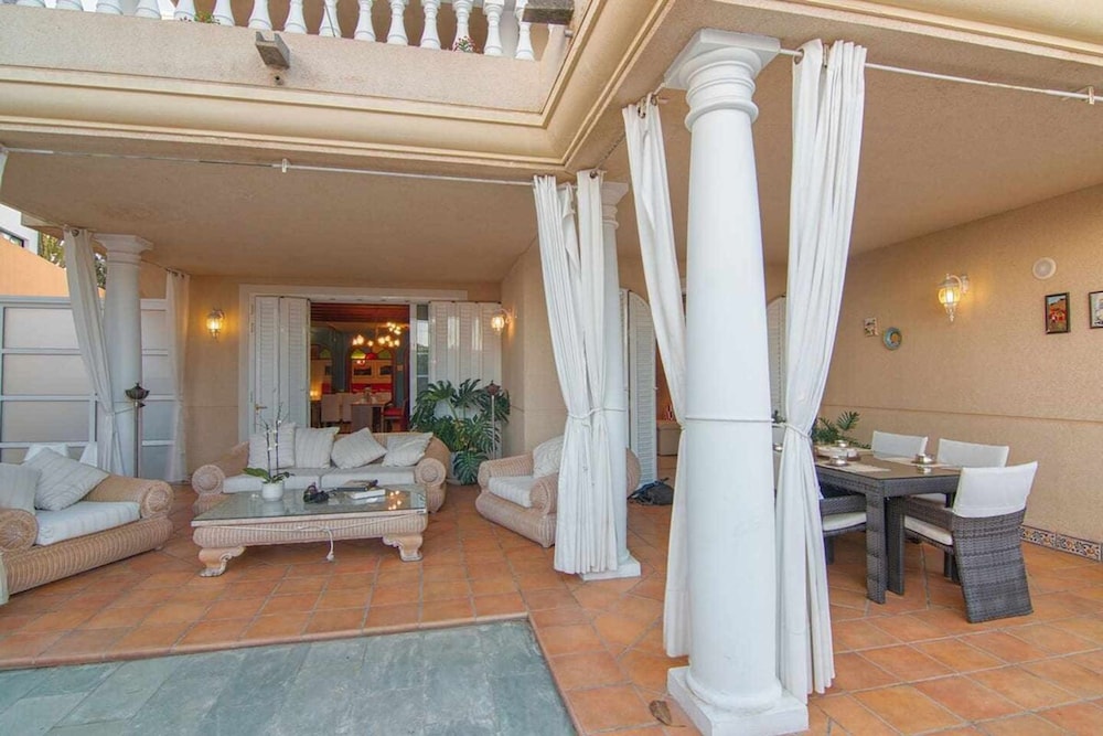 Bayside Concha House Beachfront Oasis With Heated Pool