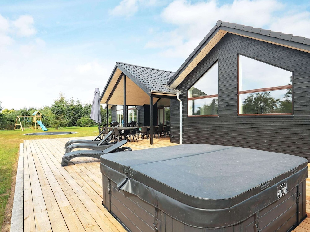 5 Star Holiday Home in Hojslev