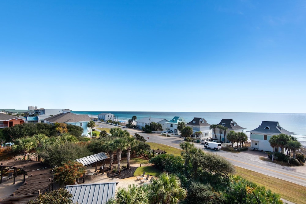 Beach Resort 514