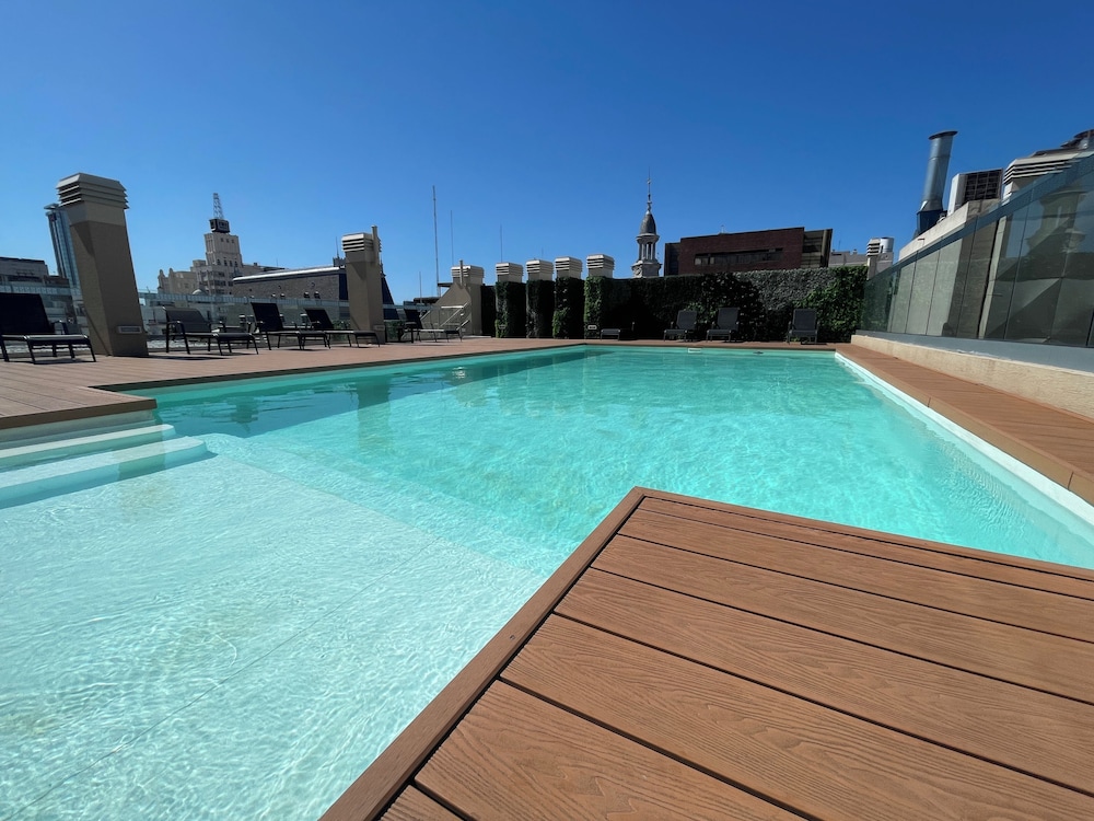 Ayres Suites Moreno