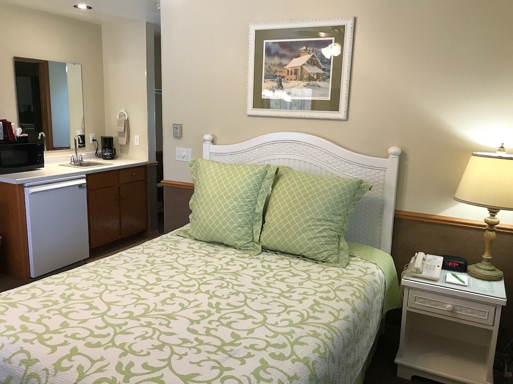 Bay Breeze Resort