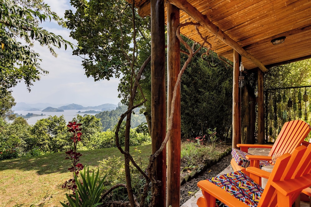 Chameleon Hill Forest Lodge