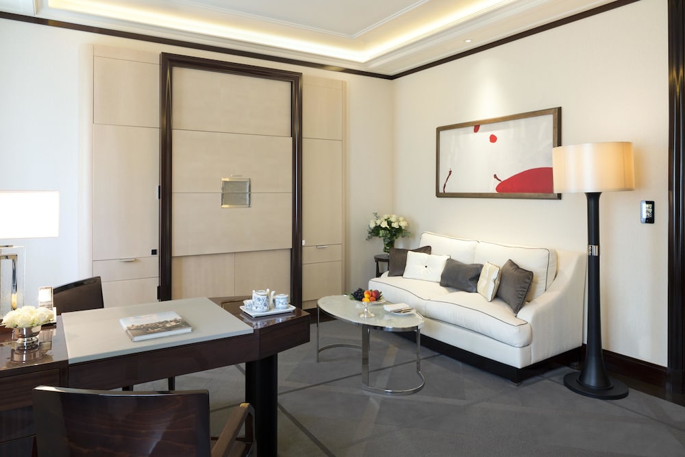 The Peninsula Paris