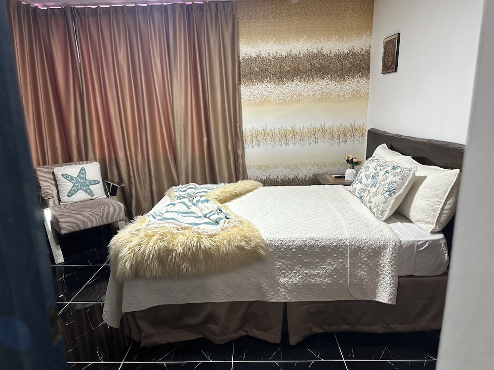 Onyx luxury rd