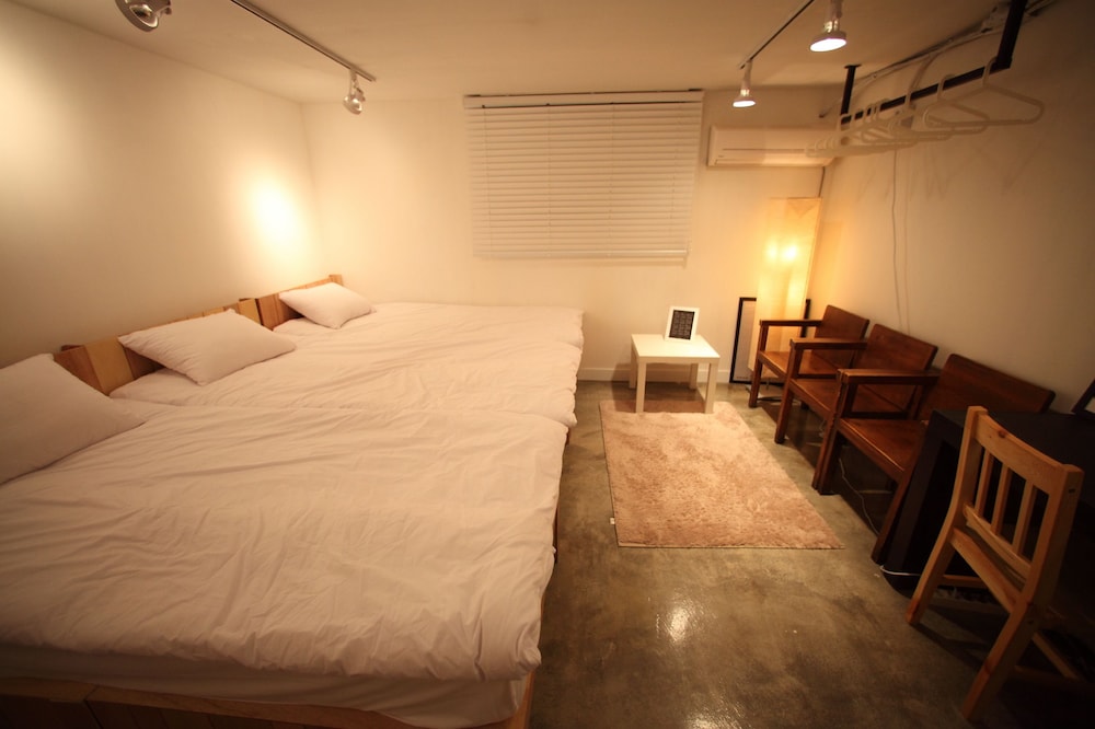 House740
