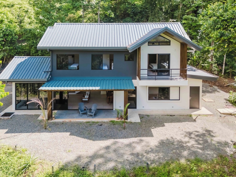 Casa Cali Beautiful Rainforest Hideaway