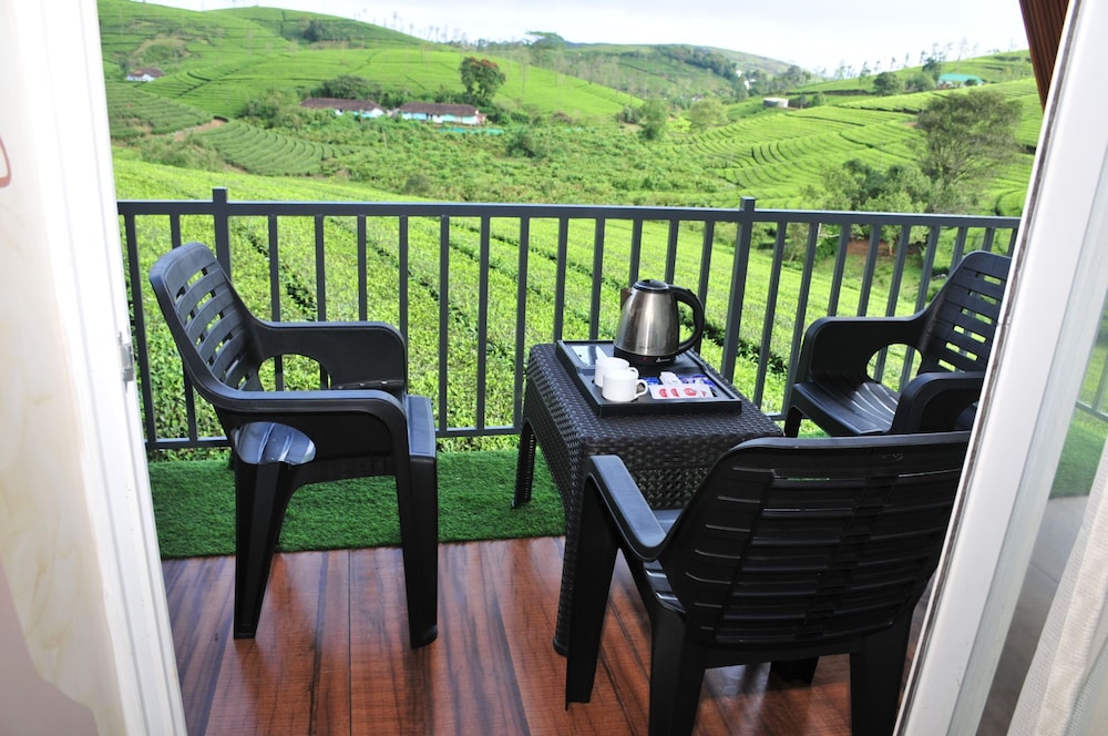 Kudaram County Resort