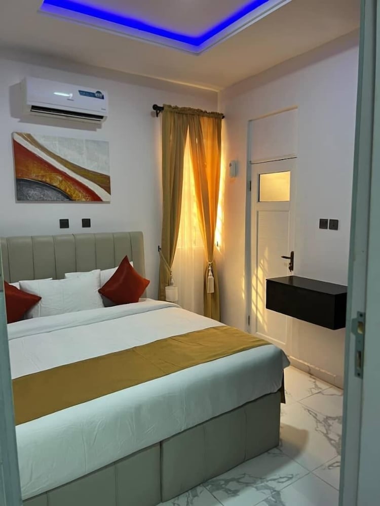 RBZ Apartments